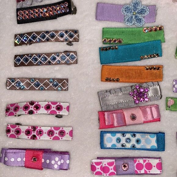 Lot of 40 barrettes many with Swarovski stones plus two headbands - Picture 12 of 12